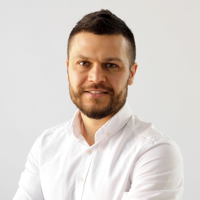 Andrew Denysov
