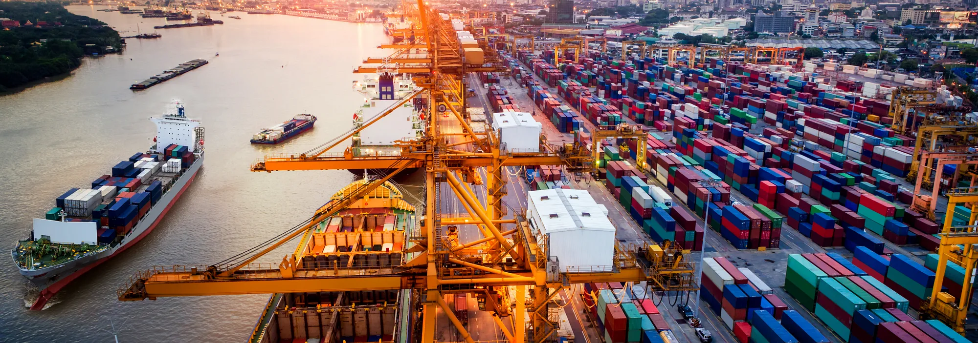 Machine Learning in Supply Chain: 5 Stunning Use Cases